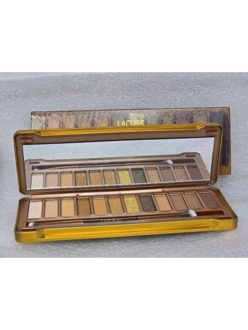 Lacura Naturals Nectar Eyeshadow Palette 12 Shades With Brush & Mirror